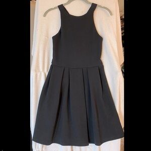 SO, M, black